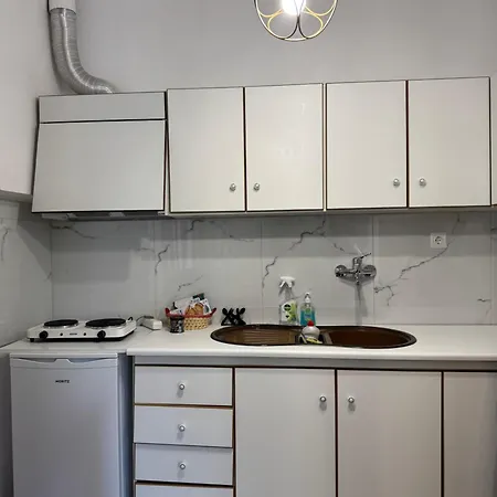 Violeta'S Yard דירה *