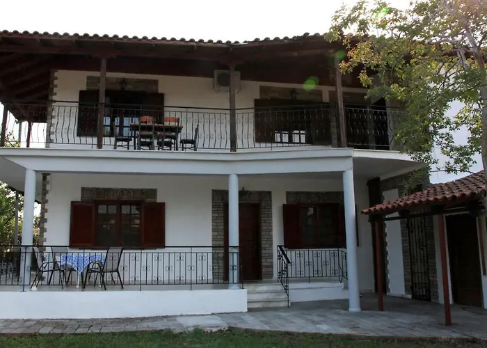 Violeta'S Yard Апартаменты